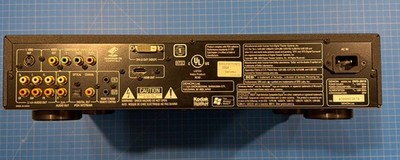 Denon DVD-2910 Universal DVD/CD/SACD Player w/ HDMI andI DVI