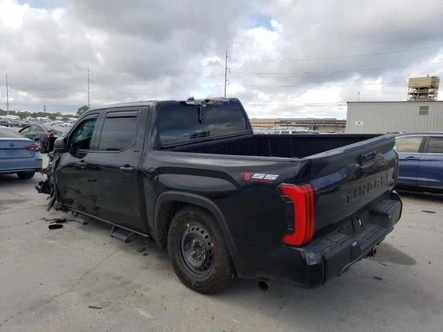 TUNDRA 2022 Front Passenger Door 560958 Foto 2 de 4