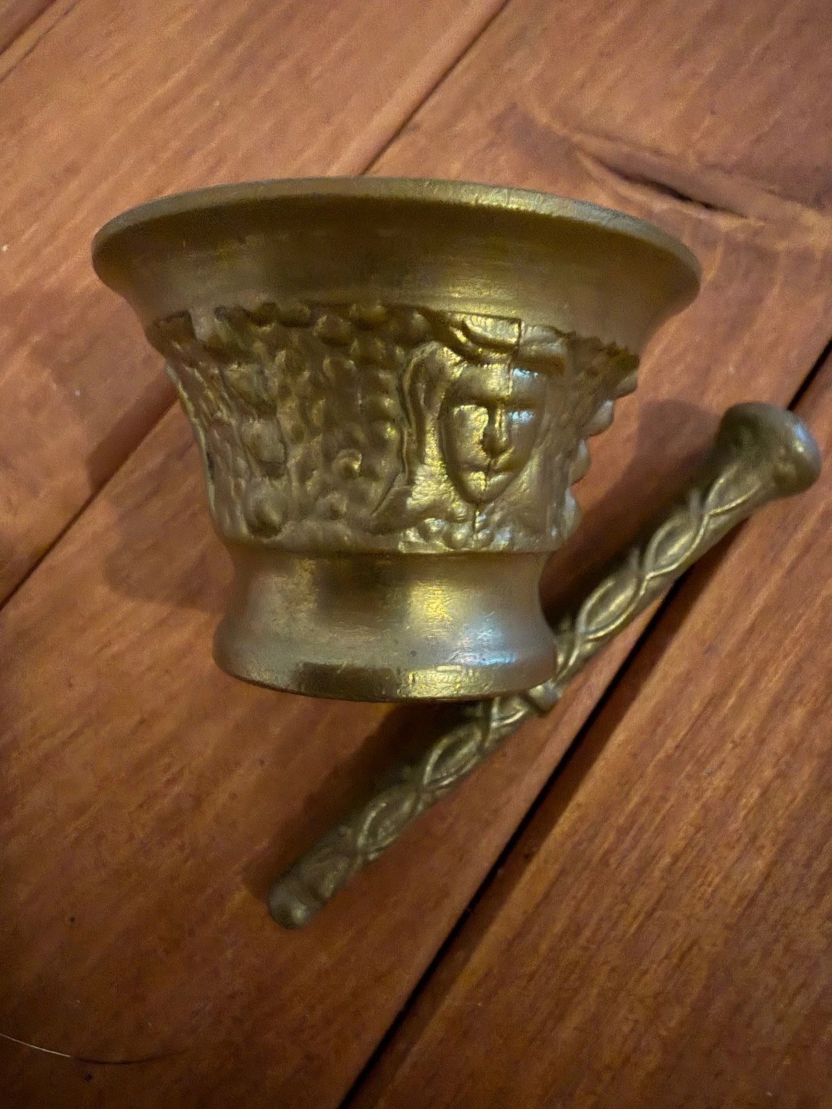 Brass mortar and pestle
Opens in a new window or tab
