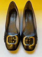 Women's Flat - Silver with Buckle