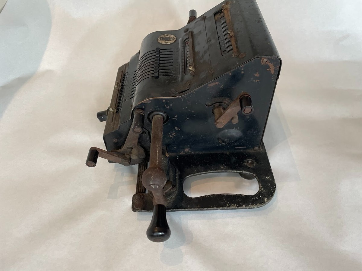 ヴィンテージ　秤 BRUNSVIGA ZK 13 VINTAGE MECHANICAL CALCULATOR Pinwheel adding