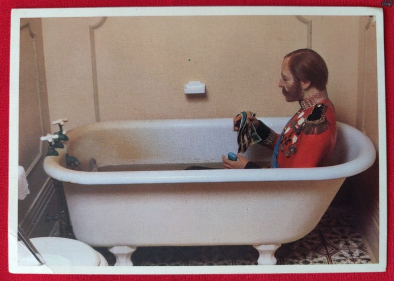 90's Ripley's Museum Bathtub Marshall of France Postcard St Augustine Florida