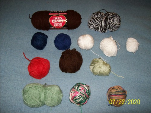Yarn -- Caron Simply Soft, Sayelle, Red Heart, More -- LOT of 33 skeins - Picture 4 of 12