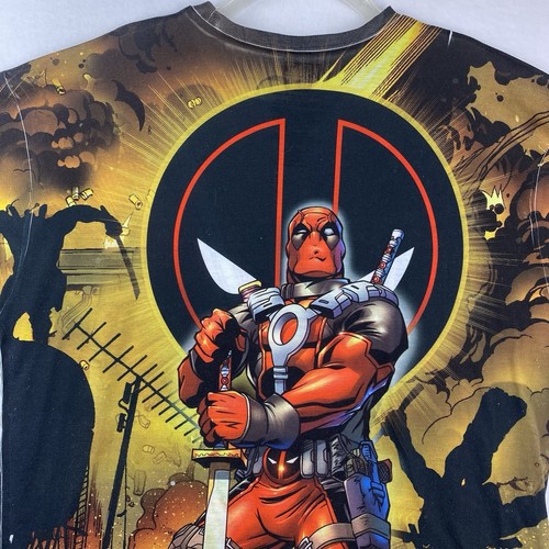 Marvel Deadpool Tshirt Men's Size XL Multicolor Short Sleeves Allover Print - Picture 6 of 10