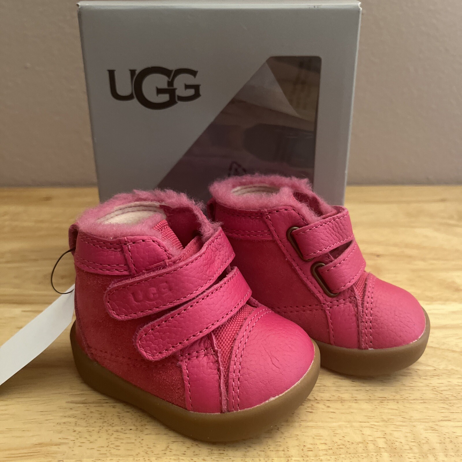 UGG Baby Rennon II Strappy Winter Boots Size 0/1  0-6 Months  pink Suede NEW