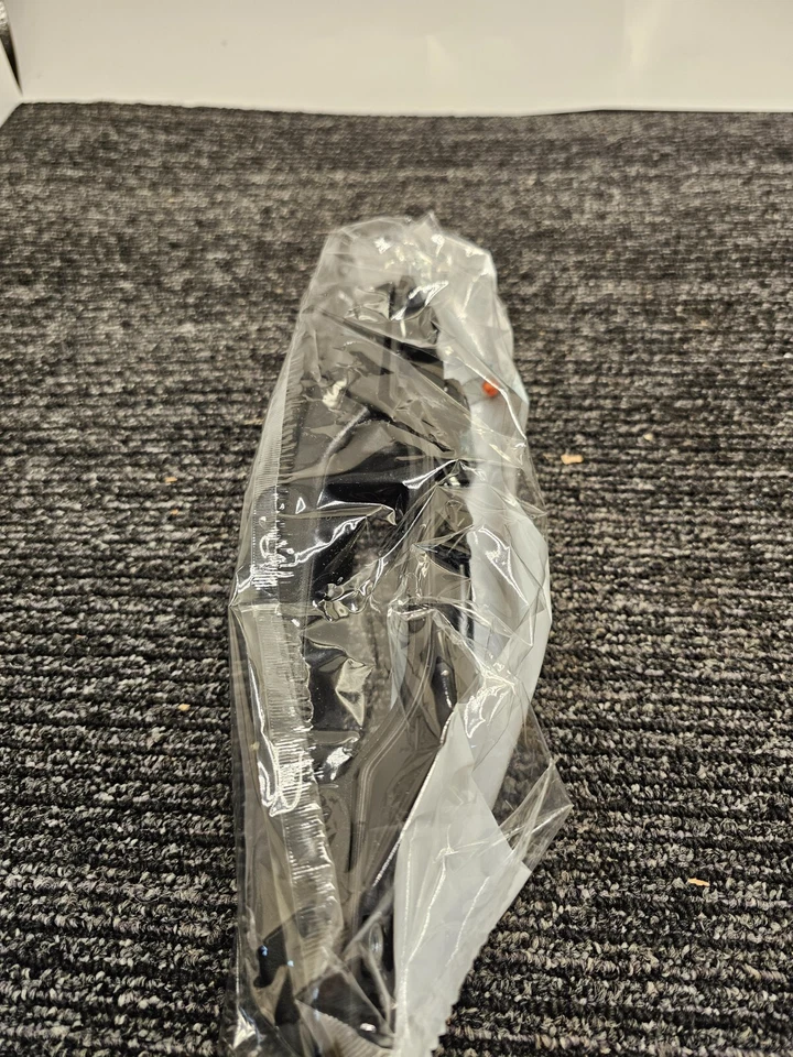 Manijas de puerta exteriores Dorman 80574 lado izquierdo conductor delantero para Chevy Suburban Foto 2 de 4