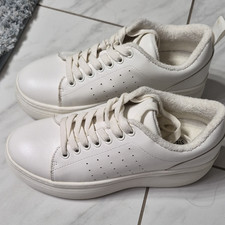 Steve Madden Perceive White Low Top Lace-Up Sneakers PERC03S1