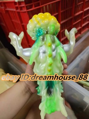 Blobpus Last Kaiju Dokugan One Eyed Green Black Luminous SOFUBI