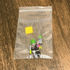 Lego Ac012 Alien Android Minifigure Appeared In Set 7066 Missing Face Mask