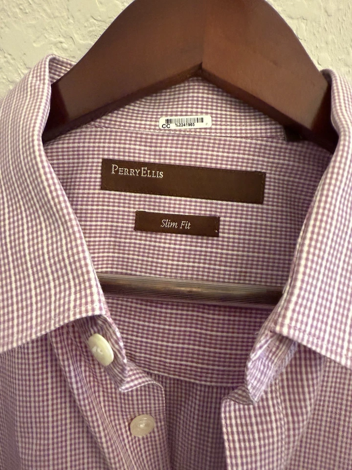 Camisa social masculina manga longa Perry Ellis. Padrão borgonha e creme. Grande/fino - Imagem 2 de 4