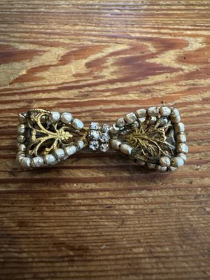 Antique Miriam Haskell Gold Tone Metal, Rhinestone and Seed Pearl Pin Brooch