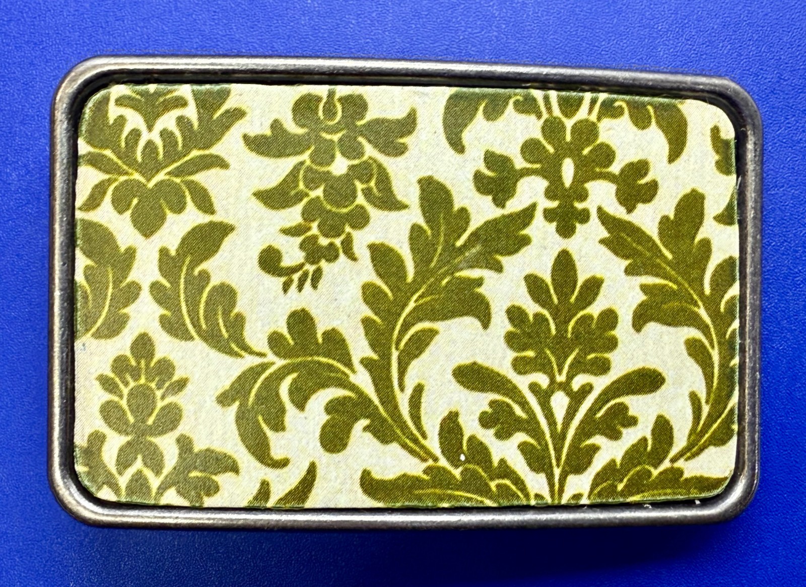 Spiral Scroll Leaf Pattern Floral Theme Hippy Vib… - image 1