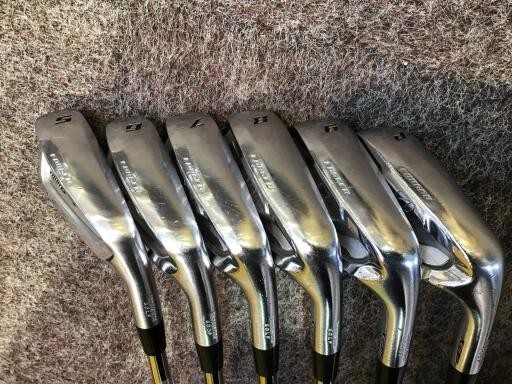 Bridgestone Tour B X-CBP Iron Set / 5-PW / Flex Stiff NS PRO Bridgestone Tour B X-CBP Iron Set / 5-PW / Flex Stiff NS PRO
