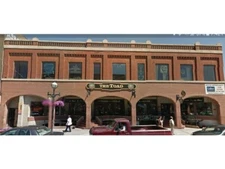 " The Toad " Urban City Building - N Scale - 1:160 - No Assembly Required USA 3D