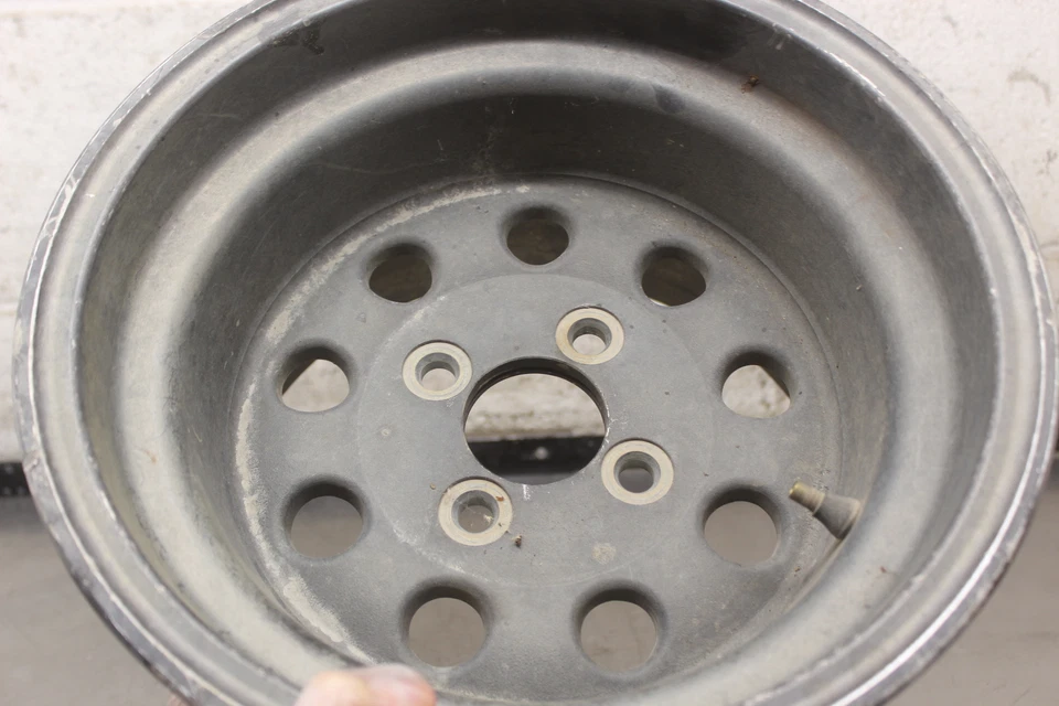 Suzuki Quadrunner 500 LTF500F 1998 4x4 llanta trasera H6 Foto 3 de 4