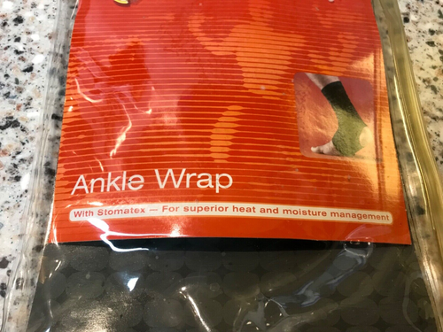 NIKE CAVIGLIA AVVOLGENTE ADULTO unisex taglia small con stomatex superiore attrezzatura calore e umidità - Foto 2 di 6