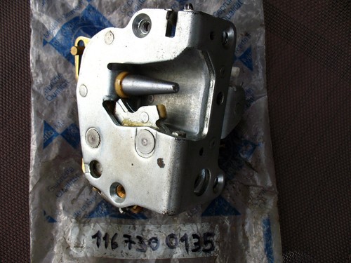 Mercedes Benz W116 rear left door latch 280SE S 280SEL 350SE 350SEL 450SEL 6.9 - Picture 2 of 4