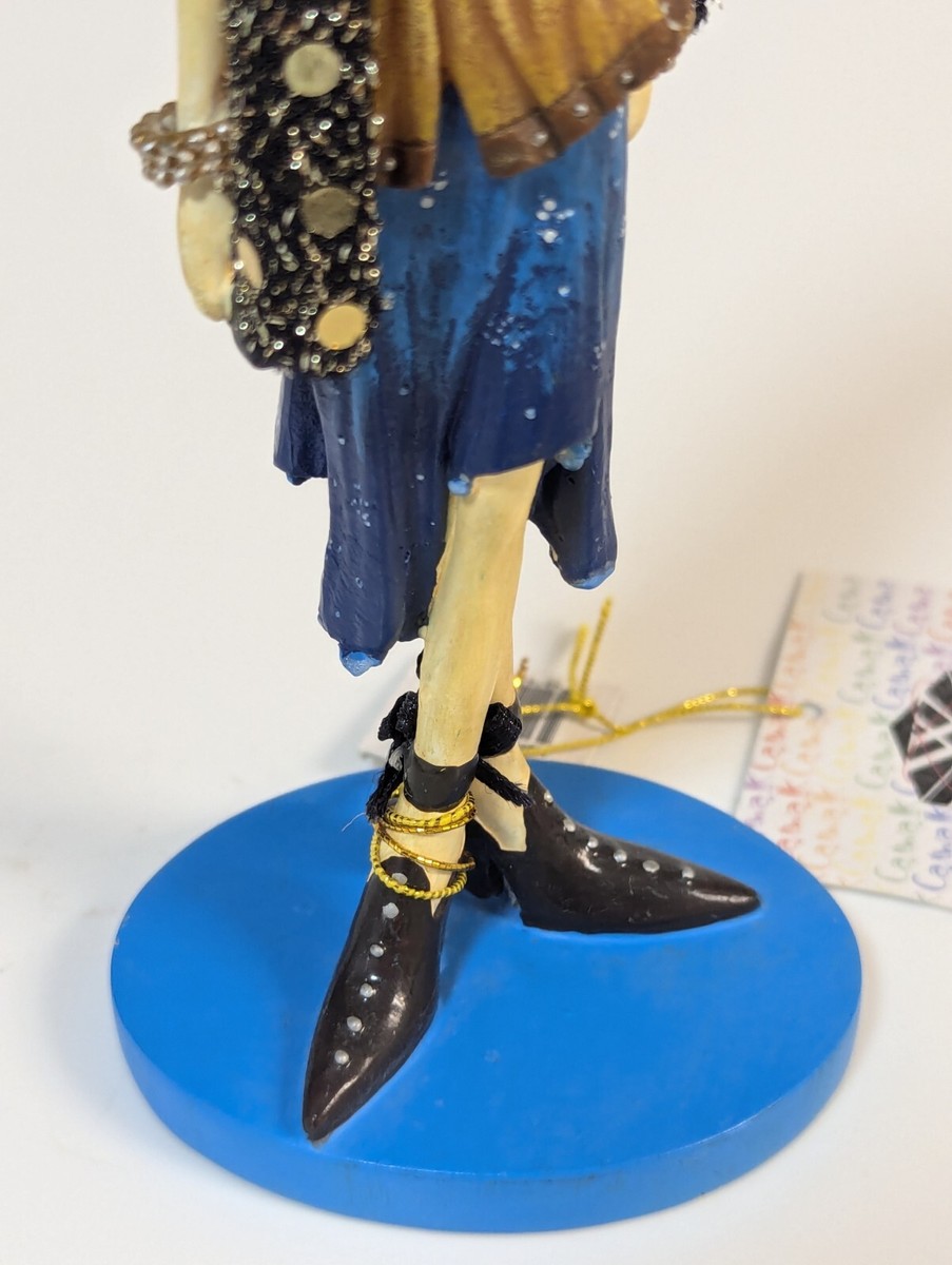 Catwalk Fashion Cat Figurine, 13806, Westland Giftware, 2005, Free