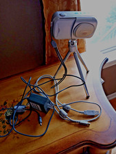 Olympus CAMEDIA D-390 2.0MP Digital Camera - Silver (No Battery or Memory Card)