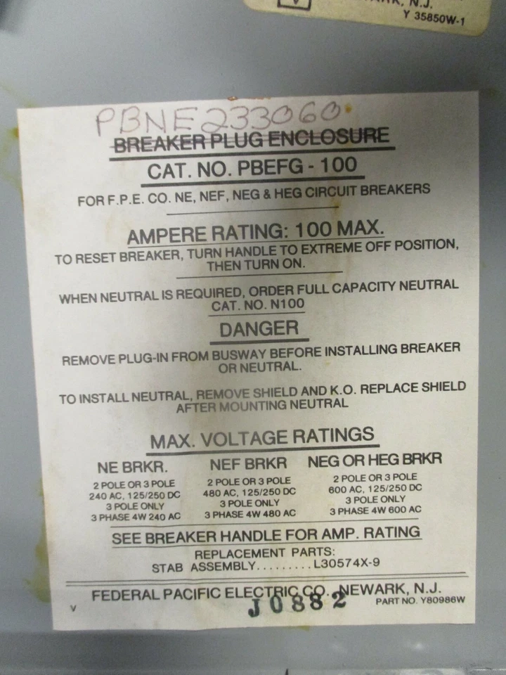 FPE PBEFG100, 60 AMP 240 VOLTIOS 3 CABLES DISYUNTOR Enchufe Bus Foto 4 de 4