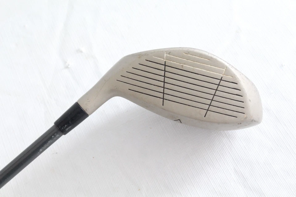 Arnold Palmer Arnie's Own Jumbo RH Firm 11 Loft Graphite Driver Golf Club - Image 3 of 4