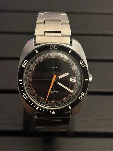 Timex⚡️Electric “Roulette” Dial-Date Only Vintage Watch.