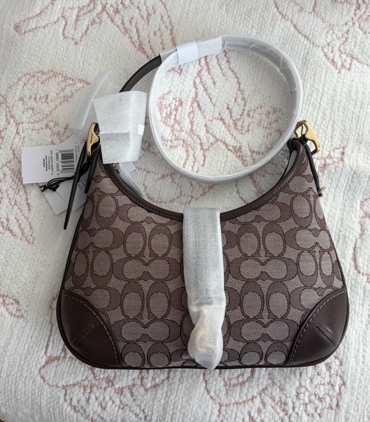 Coach Hamptons Hobo Bag In Signature Jacquard (Limited Edition) | eBay