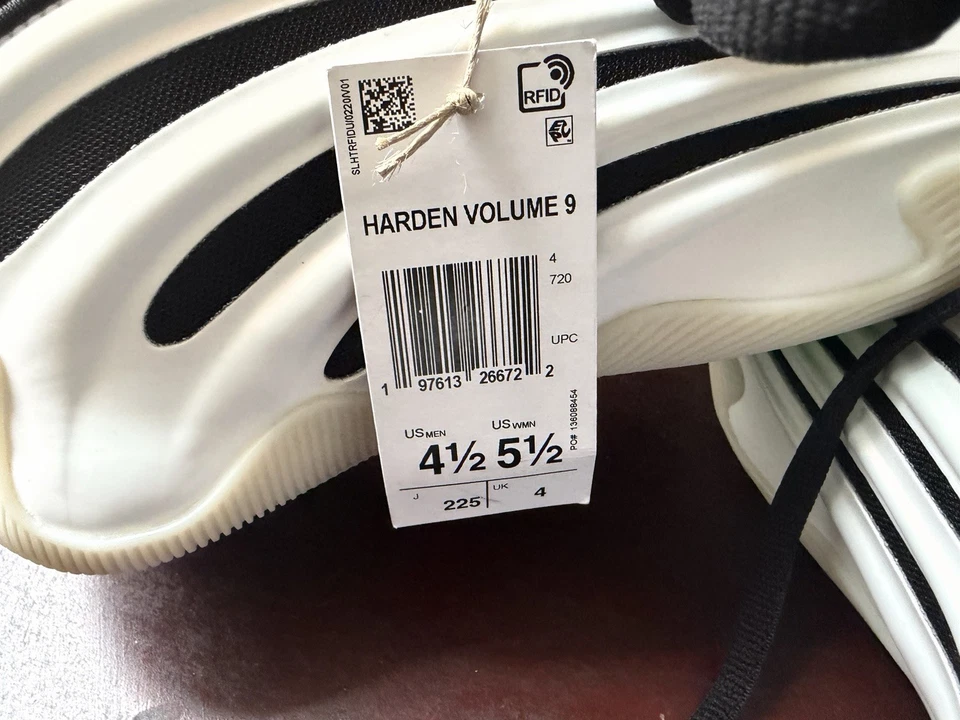 Adidas Harden Volumen 9 Foto 3 de 4