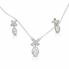 Authentic Swarovski Necklace and pendant