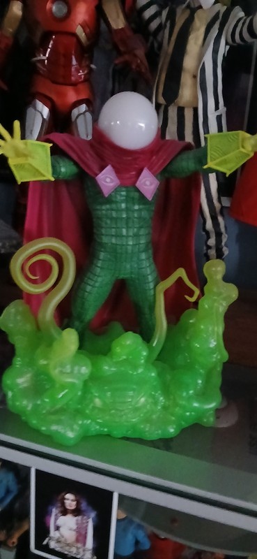 MARVEL SELECT DIAMOND MYSTERIO VINYL PVC STATUE COMIC BOOK STYLE SPIDER-MAN