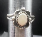 Vintage Native American Sterling Silver MOP Mother of Pearl Ring Size5 SS609