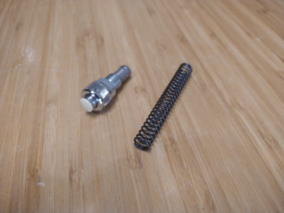 Máquina de coser Montgomery Ward genuina pieza de tornillo regulador de presión UHT J278A Foto 3 de 4