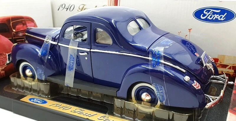 Motormax 1/18 scale Diecast 73108 - 1940 Ford Coupe - Metallic Blue - Image 2 of 4