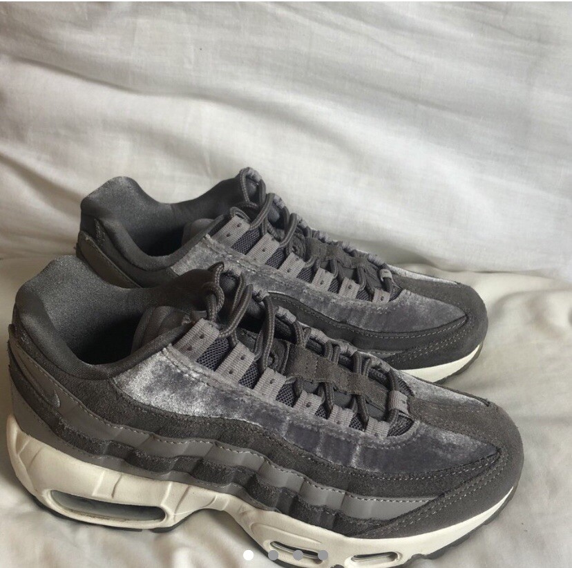 Nike Air Max 95 Size In Suede And Velvet Grey Excellent