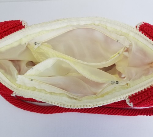 VTG Handmade Crochet Purse Shoulder Bag Lined Red White Rings Zip Pockets Boho - Picture 15 of 15
