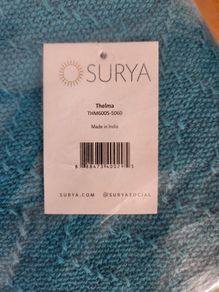 Surya 50" x 60" Thelma 100% algodón Throw, Aqua, THM6005-5060 Foto 3 de 3