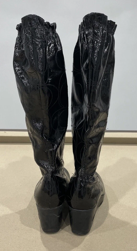 Botas negras COACH Ceejay Signature charol CCLogo costura cuña talla 9B Foto 4 de 4