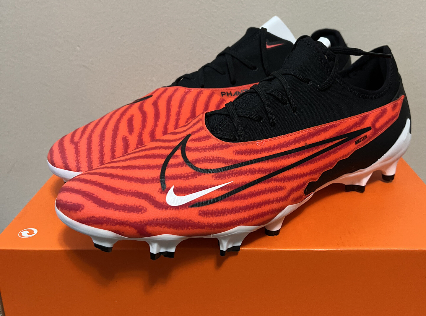 Nike Phantom GX Pro FG Low Top Football Boots Bright Crimson DD9463-600