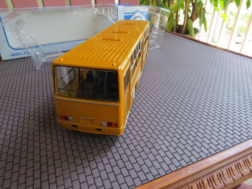 Super RARE First Issue Legendary USSR City Bus IKARUS 260 1/43 Brand New! - Image 4 of 4