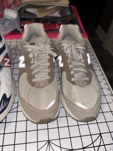 New Balance 2002R Driftwood Beige/Tan Suede Low Top Sneakers M2002RSI