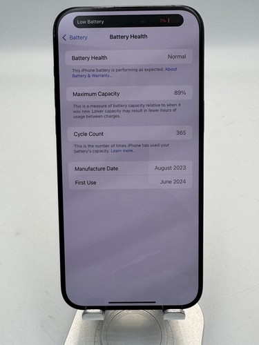 Apple iPhone 15 Pro Max Negro Titanio 256GB Boost Mobile Buen Estado A2849 - Imagen 2 de 9