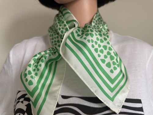 ECHO Bandana Scarf Green Heart Print Chinon Silk Satin Square 23 X 23" New - Picture 5 of 11