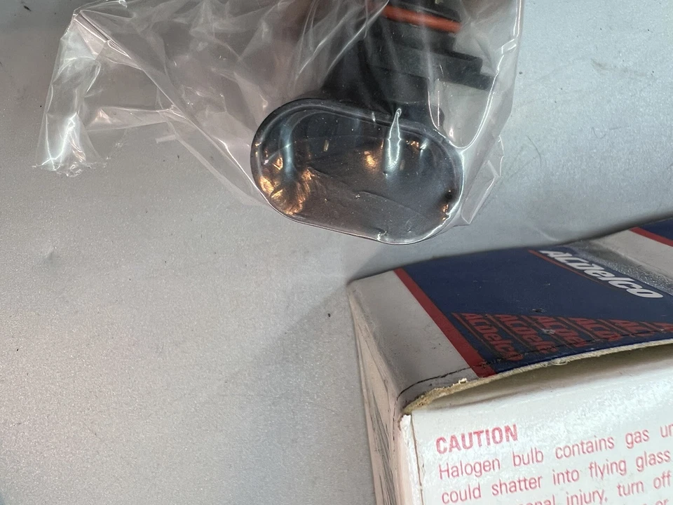 Fog Light Bulb Front ACDelco 9140 - Image 4 of 4