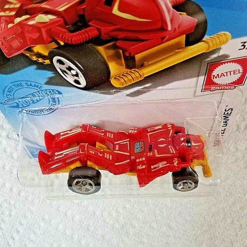 Hot Wheels 2021 Mattel Games 3/5 ZOMBOT Rock Em Sock Em Robots Red Toy 46/250 - Picture 5 of 12