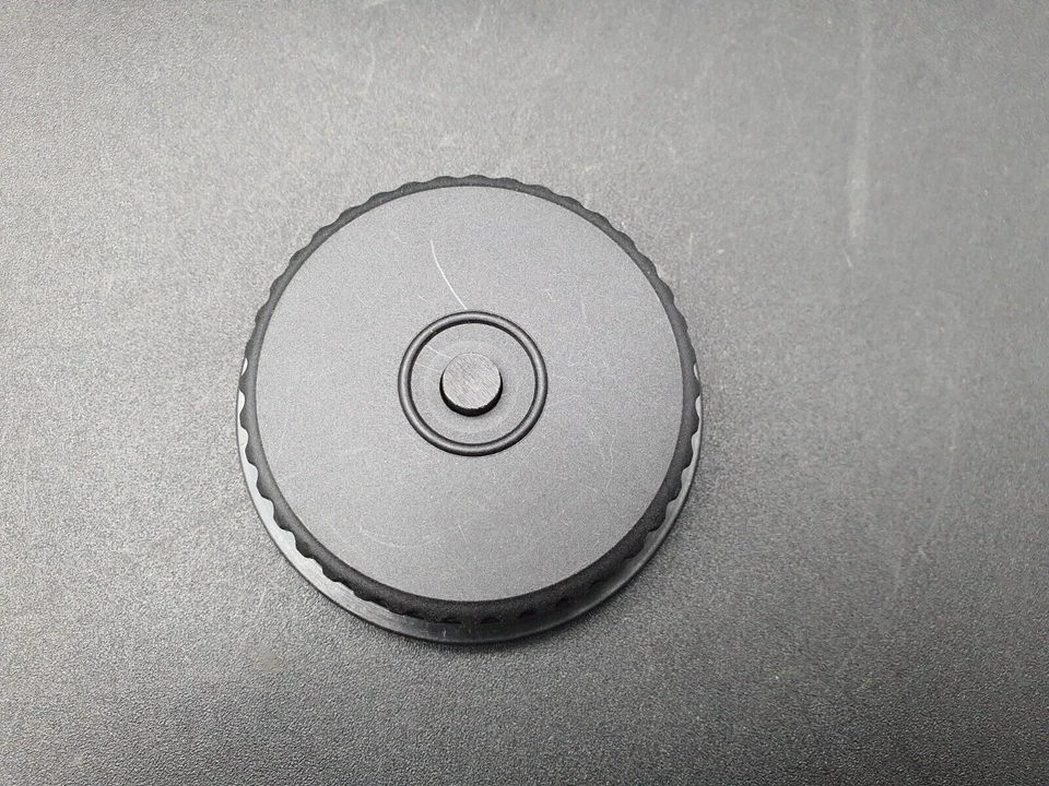 Tapa tanque combustible Ferrari 365 Daytona GTB/4 quizás Dino 206 246 gasolina 308 328? ventilación NUEVO Foto 4 de 4