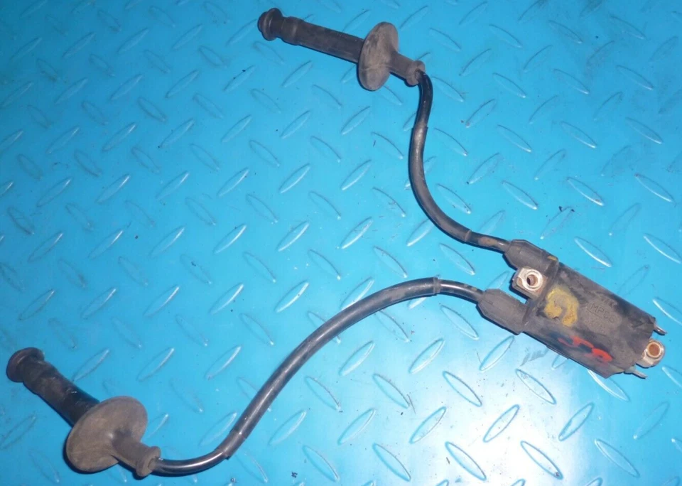 BOBINE ALLUMAGE HONDA 1000 CBR SC21 de 1987 à 1988 - réf : 21-1 - Photo 1/1