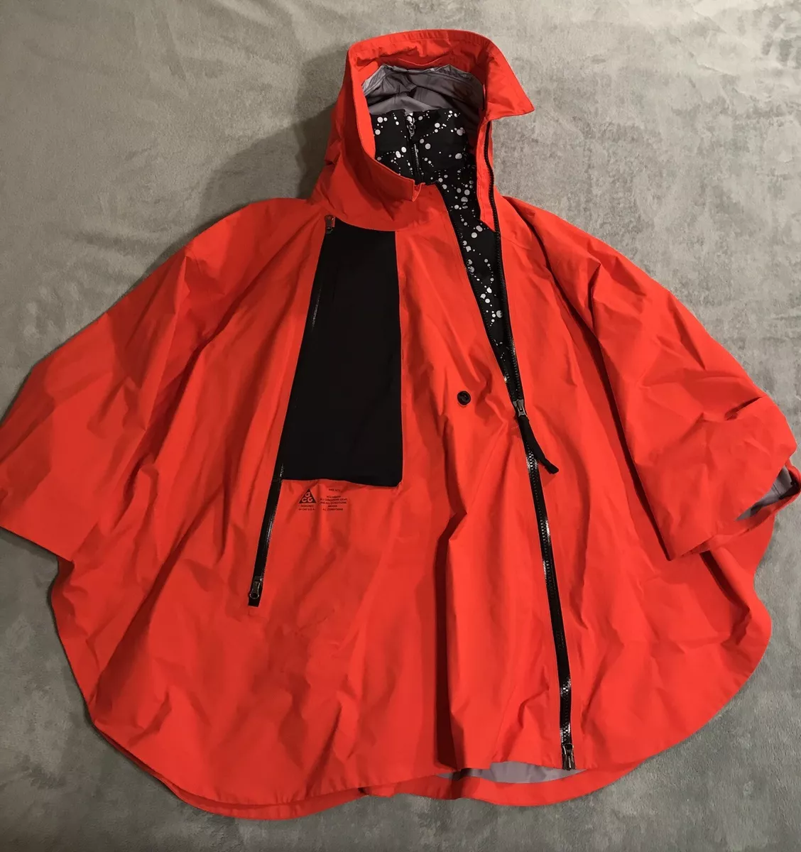Nike Nikelab ACG Gore-Tex 3-in-1 Poncho WOMEN'S XS HABANERO RED BLACK AR4542 634