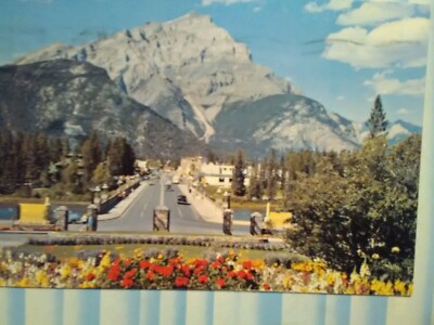 POST CARD CANADIAN ROCKIES BANFF MAIN STREET CASCADE MOUNTAIN CANADA