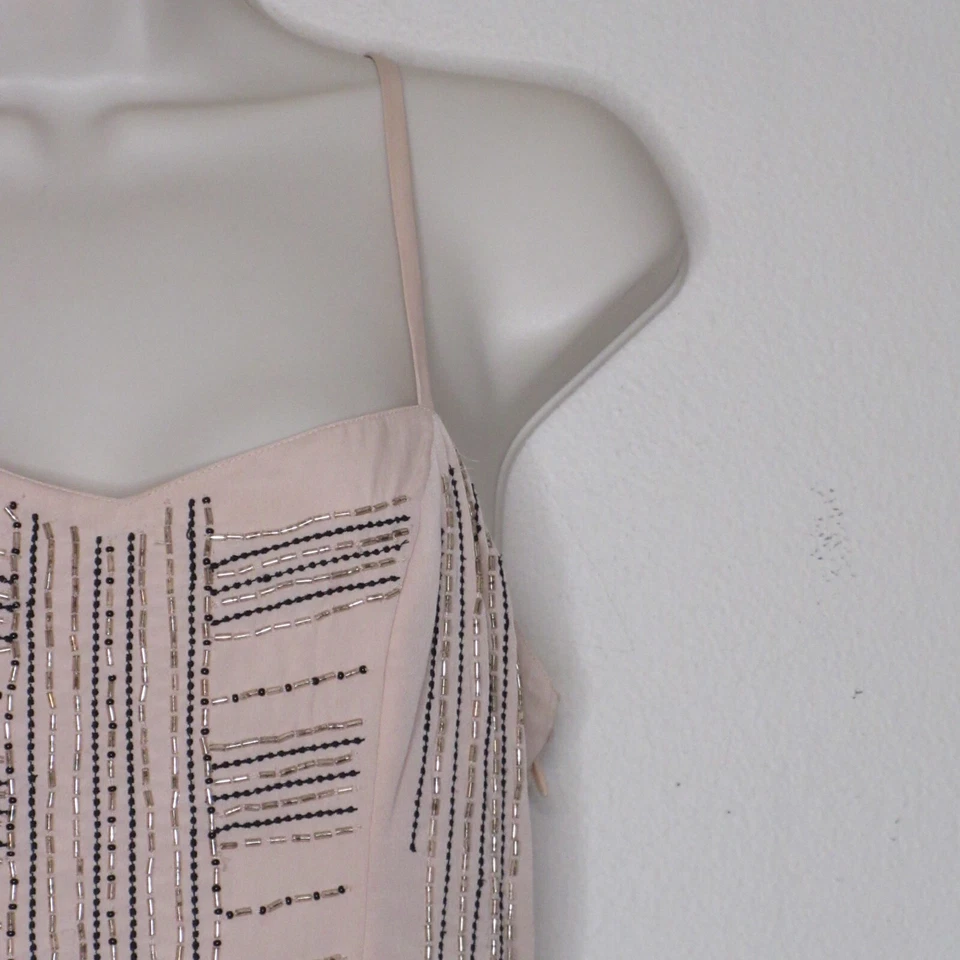 Mini vestido para mujer American Eagle Outfitters con cuentas recorte trasero 2 melocotón B60 Foto 4 de 4