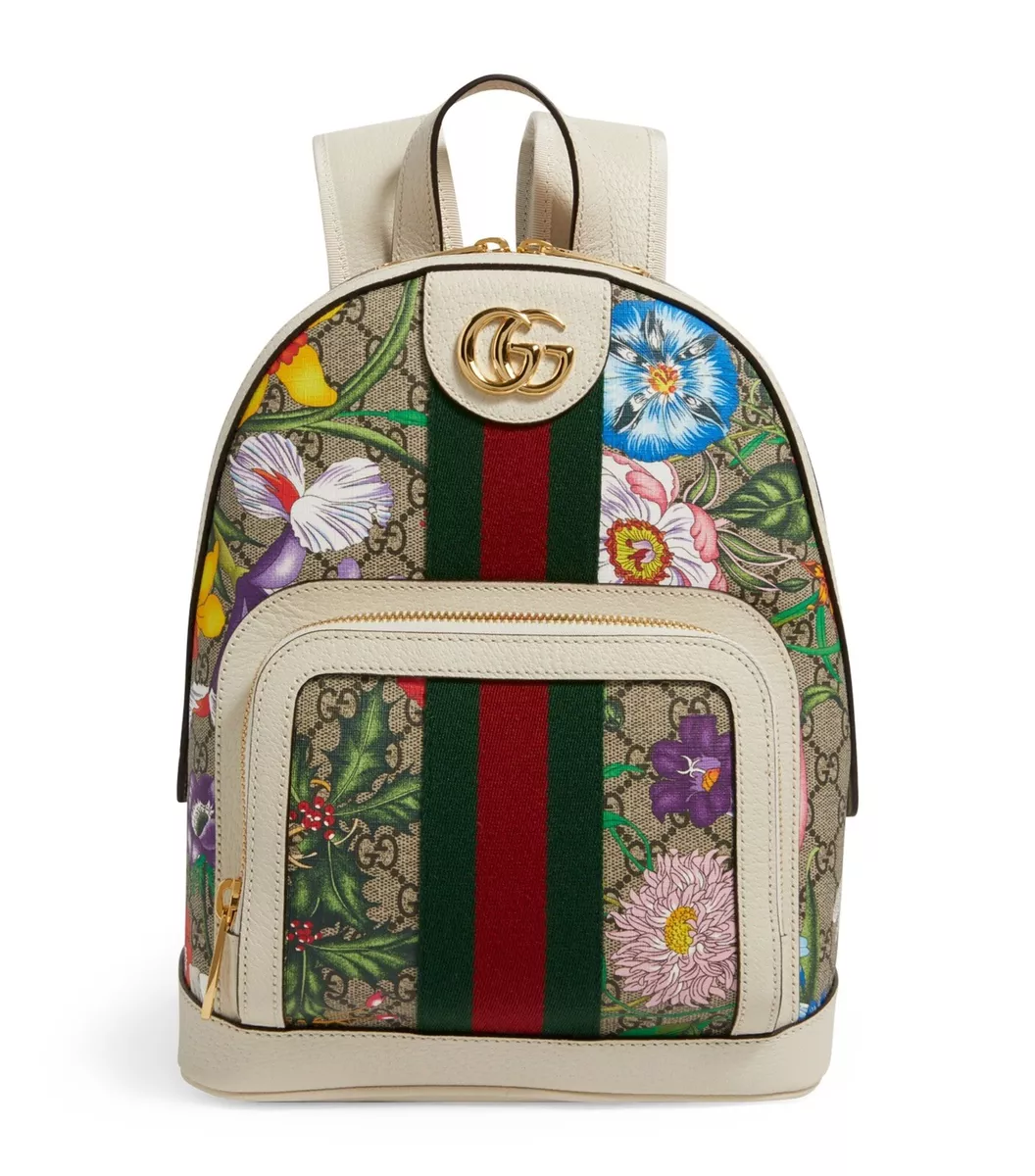 Gucci GG Supreme Canvas Backpack - Neutrals